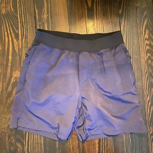 Fabletics shorts. Size L.